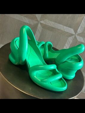 Camper Kobarah slingback sandals green EVA rubber size 7